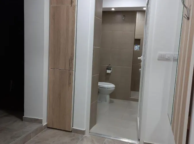 Kuca Za Odmor Car - Tekija *