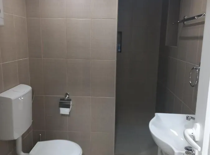 Kuca Za Odmor Car - Tekija *